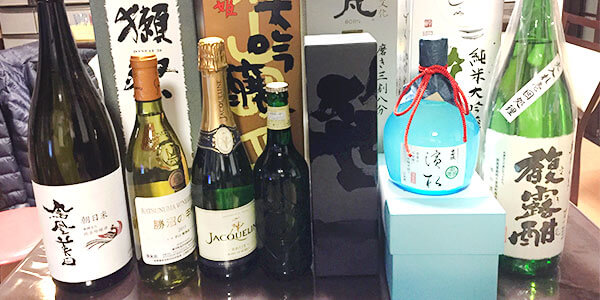 地酒を取り寄せて飲み比べをする人も